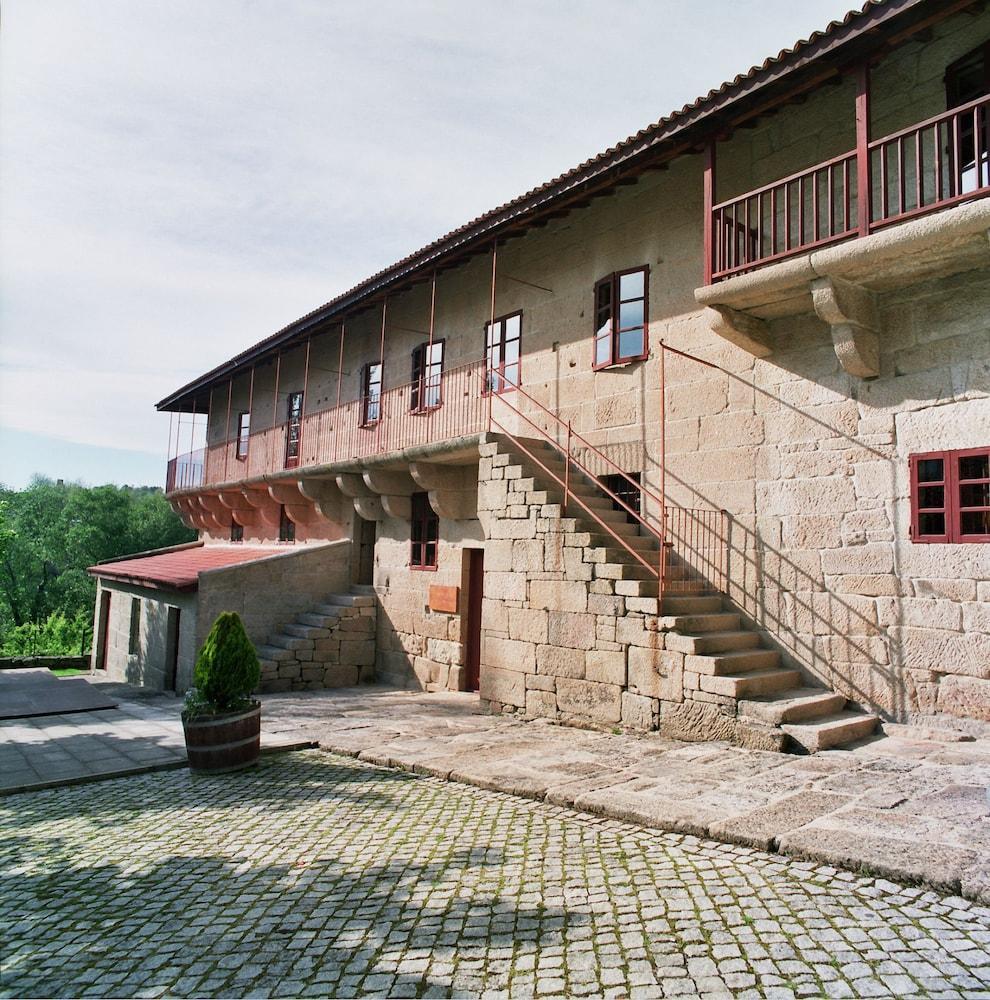 Отель Casa Rural Torre Lombarda Альярис Экстерьер фото